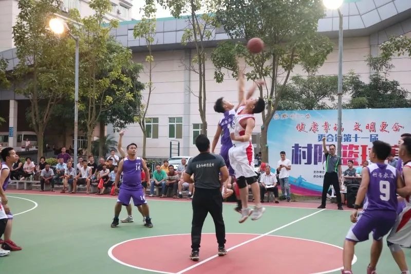 3V3羽毛球赛燃情开启